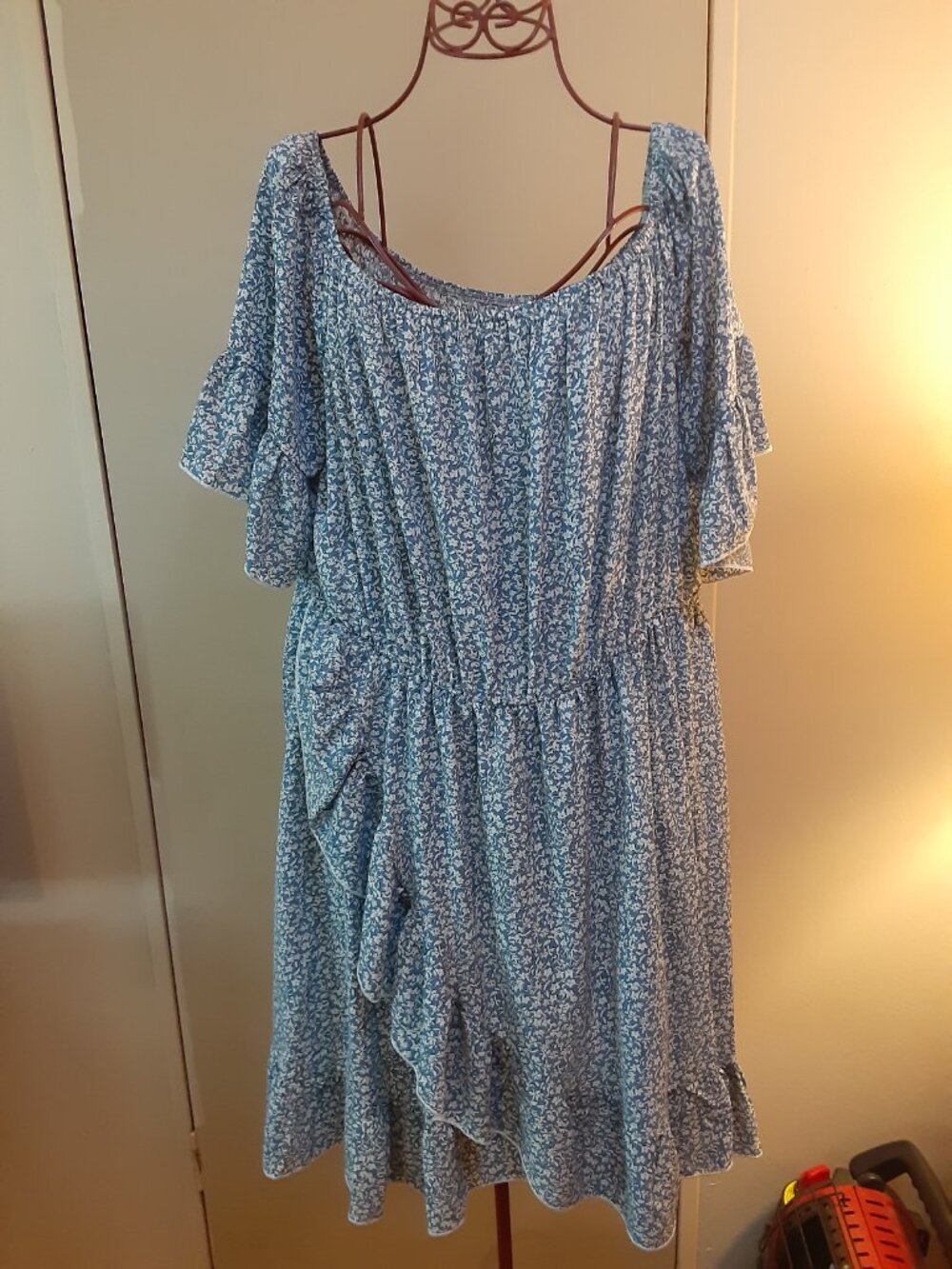Shein curve ruffle hem off the shoulder sleeves Blue dress with white floral 2XL